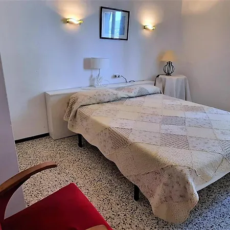 Apartment Comodo 2 Con Terraza Y Wifi A 600m De La Playa En - Es-170-14 *